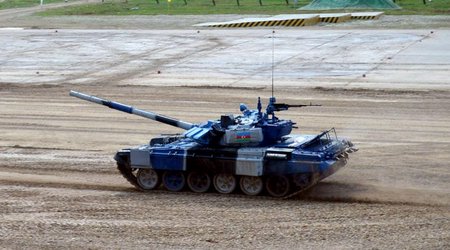Азербайджан примет участие в танковом биатлоне в России