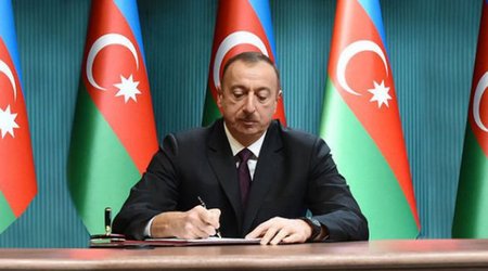 Ильхам Алиев наградил победителей Еврофестиваля