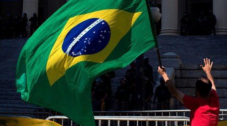 Ex-Brazil boss Menezes sacked by Cruzeiro
