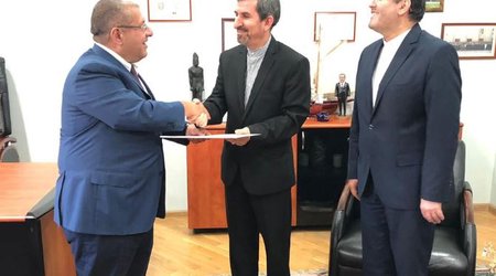 Новоназначенный генконсул Ирана в Нахчыване представил документы в МИД Азербайджана