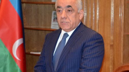 Али Асадов уволил двух помощников 