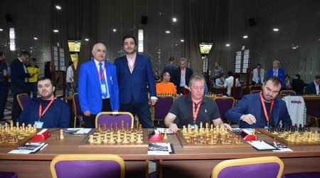 Чемпионат Европы по шахматам: Азербайджан играет с Арменией и Францией