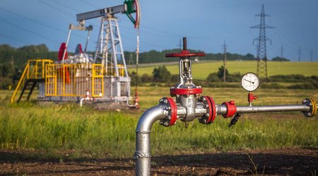 Нефть дорожает, цена Brent - $62,65 за баррель