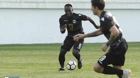 "Səbail"in futbolçusu Maykl Essyen zədələnib