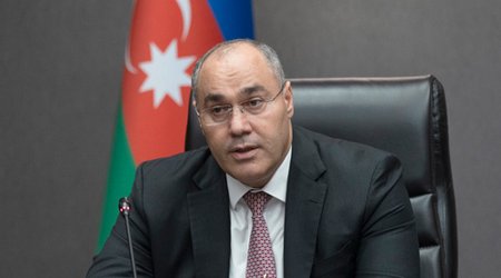 ГТК Азербайджана планирует в 2020г инициировать повышение ставок акцизов на импорт автомобилей возрастом более 7 лет