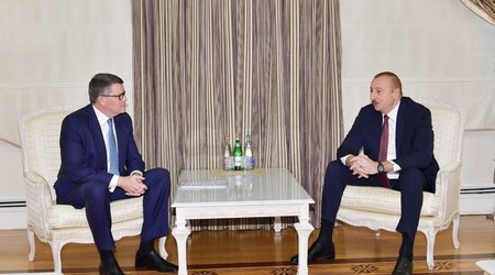 Президент Ильхам Алиев принял делегацию компании CISCO