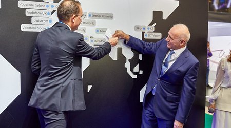 Azercell заключает новые соглашения в рамках Bakutel
