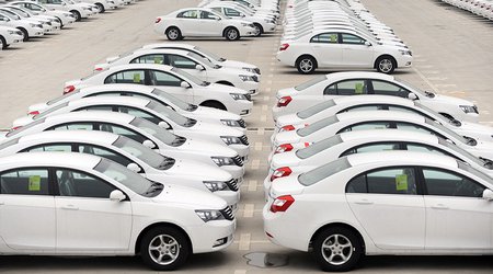 Минналогов направило 328,3 тыс. манатов на закупку автомобилей
