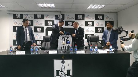 Türkiyəli iş adamı: "Neftçi"nin rənglərinə aşiqik"