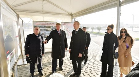 Президент Ильхам Алиев принял участие в открытии улицы центрального бульвара в "Баку Белый город"