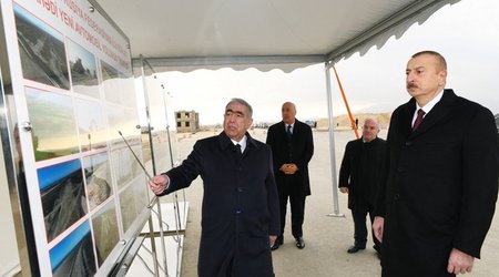 Президент ознакомился со строительством новой автодороги Баку-Губа-госграница России