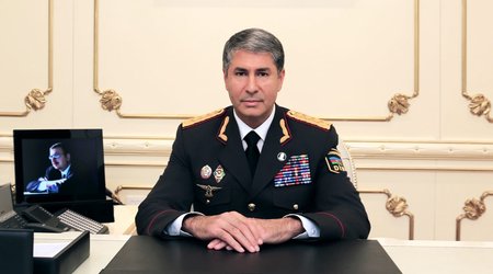 Вилаят Эйвазов отправил в распоряжение весь личный состав дорожной полиции