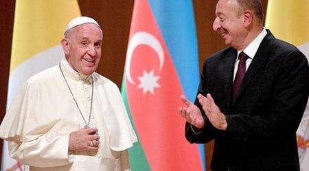 Ильхам Алиев встретился с Папой Римским