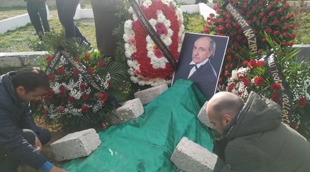 Xalq artisti dəfn edildi