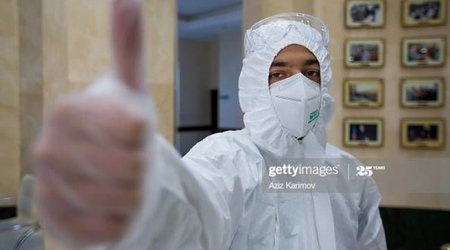 Azərbaycanda koronavirusla mübarizə aparan həkimlər - FOTOLAR