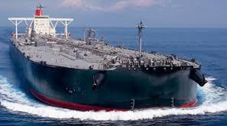 Цены на услуги крупнотоннажных нефтяных танкеров выросли вдвое