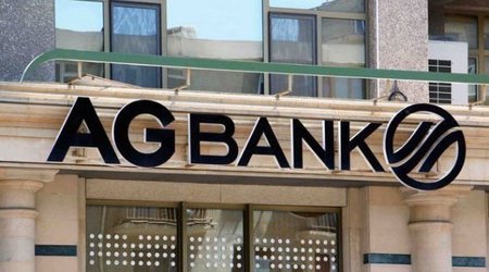 Коллектив AGBank обратился к президенту и первой леди: «30 тысяч клиентов не могут снять зарплату с карточек»