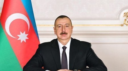 Король Швеции поздравил Президента Ильхама Алиева