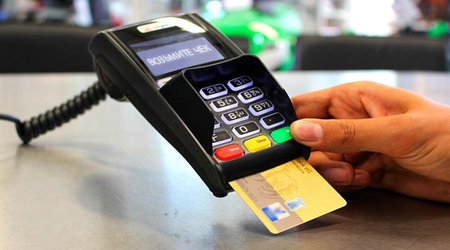 В Азербайджане удельный вес безналичных расчетов превысил 20%
