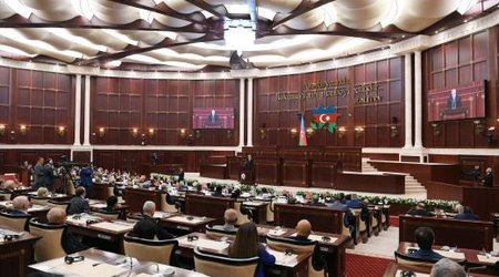 Азербайджан планирует снизить цену на нефть в госбюджете до $35 за баррель