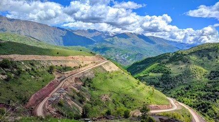 Армяне незаконно заселяют Кяльбаджар