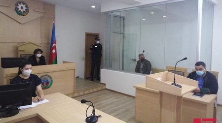Karantin günlərində nəvəsinə toy edən Ramiz Mehdiyevin kürəkəni və qudası məhkəməyə gətirilib -CANLI YAYIM