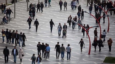 "Biz siyasi partiyalarla bağlı sorğuları açıqlamırıq"- Sosial Tədqiqatlar Mərkəzi - VİDEO