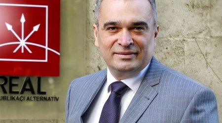Ильхам Алиев поздравил Ильгара Мамедова 