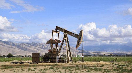 Саудовская Аравия намерена снизить цены на все сорта нефти для Азии и США