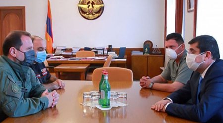 Тоноян и глава карабахских сепаратистов обсуждают «проблемы безопасности»