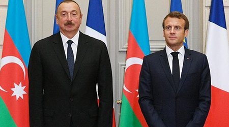 Алиев и Макрон обсудили ситуацию вокруг урегулирования конфликта в Карабахе