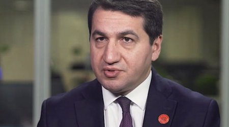Помощник президента Азербайджан и пресс-секретарь президента Турции обсудили конфликт в Карабахе