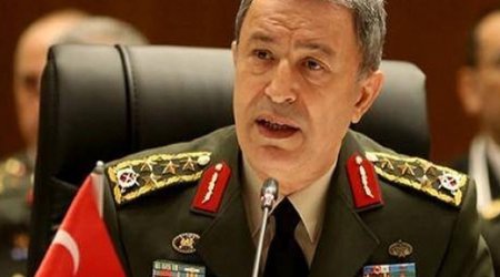 Хулуси Акар заявил в НАТО, что Турция поддерживает Азербайджан