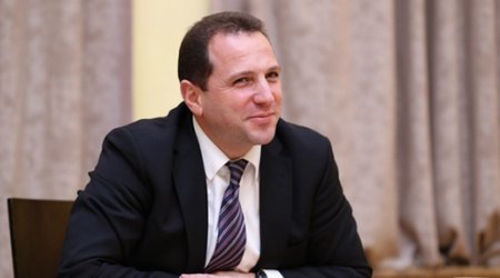 Министр обороны Армении поддержал соглашение трех президентов