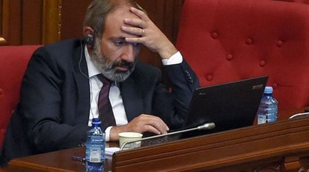 Пашинян спрятался в бункере Минобороны