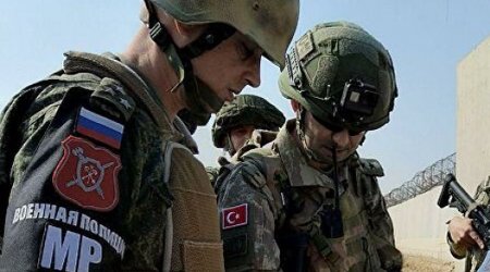 Турецкие военные будут стоять рядом с российскими миротворцами