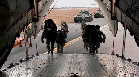 Россия разворачивает наблюдательные посты миротворцев в Карабахе - Генштаб ВС РФ