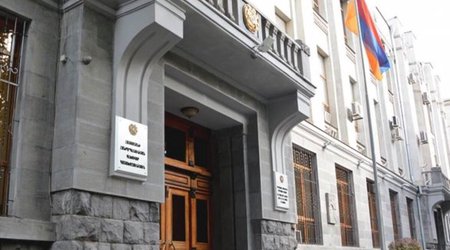В Армении не знают, что делать с незаконно вывезенным из Карабаха оружием