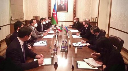 Джейхун Байрамов встретился с госсекретарем МИД Италии