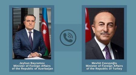Главы МИД Азербайджана и Турции обсудили нападение пиратов на турецкое судно