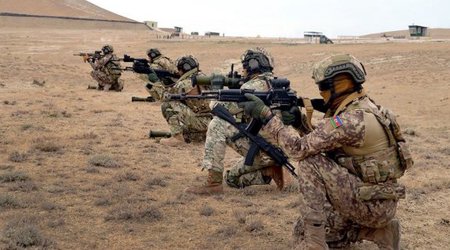 Армянский командир бросил своих солдат.