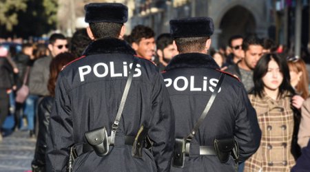 Bakıda ŞOK OLAY: Cinsiyyət orqanı qopub yola düşdü – FOTO