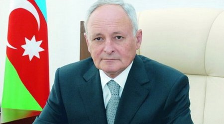Ильхам Алиев уволил Октая Ширалиева