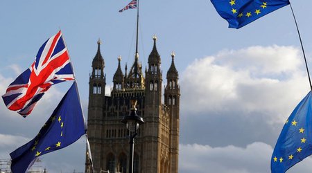 Франция заявила о санкциях ЕС при нарушении Лондоном торгового соглашения