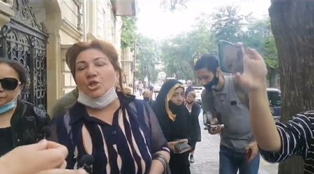 Bakıda AKSİYA- " Biz də bu ölkənin vətəndaşıyıq, çıxsınlar bizə cavab versinlər"-VİDEO