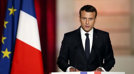 Макрон: Франция будет работать над восстановлением мира между Азербайджаном и Арменией