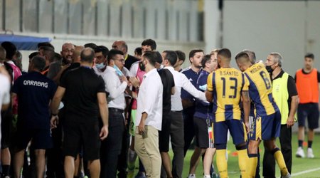 UEFA "Qarabağ"ın oyununda baş verənlərlə bağlı intizam işi açıb - VİDEO