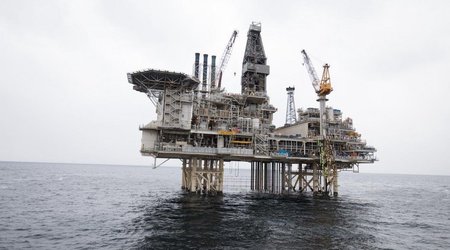Налоговые платежи нефтяного сектора Азербайджана выросли на 6%