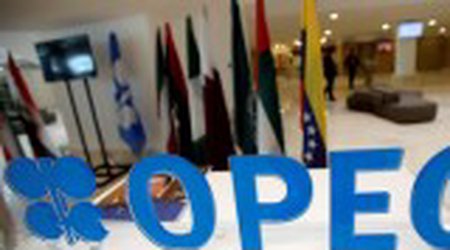 МЭА: ОПЕК+ в июле выполнил нефтяную сделку на 110%, Россия - на 95%