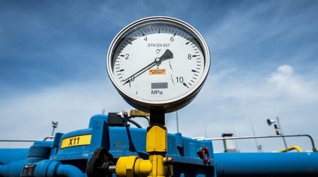 Газ в Европе дешевеет на фоне заявлений о запуске "Северного потока-2"